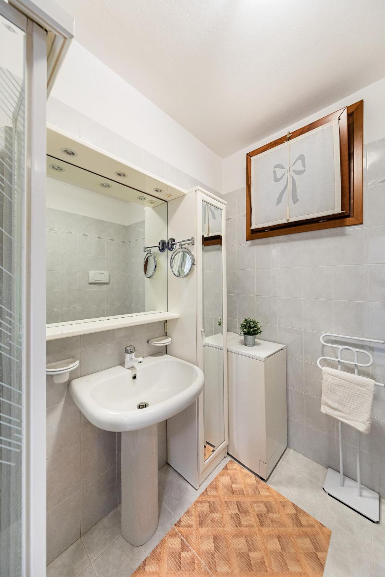 Residence Giardino 3 By Wonderful Italy Soiano Del Lago Luaran gambar